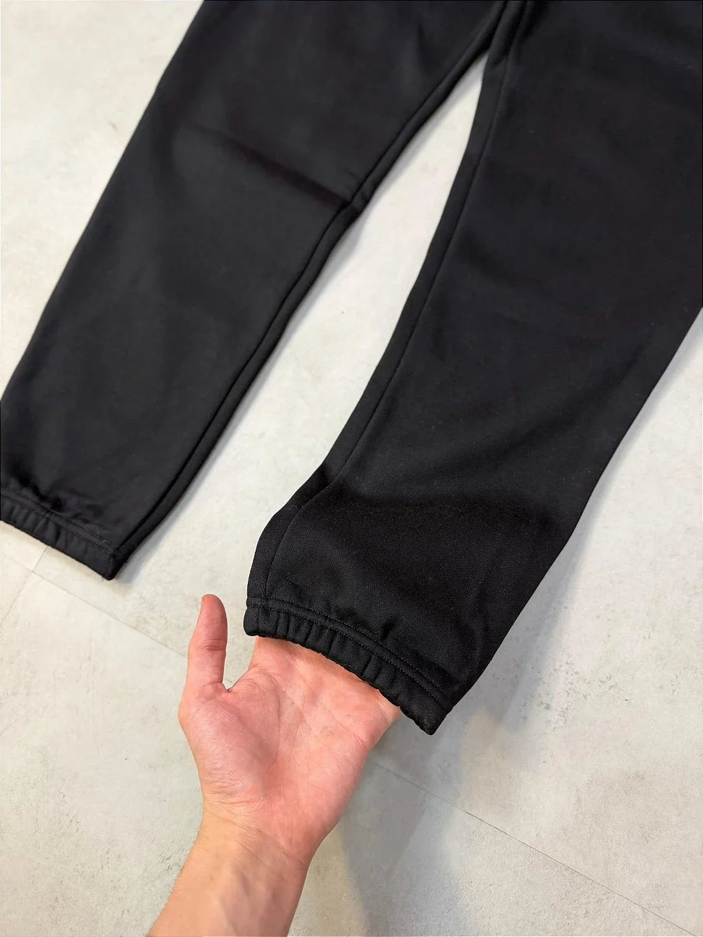 CALÇA MOLETOM CHAMPION “Relaxed” (preta)